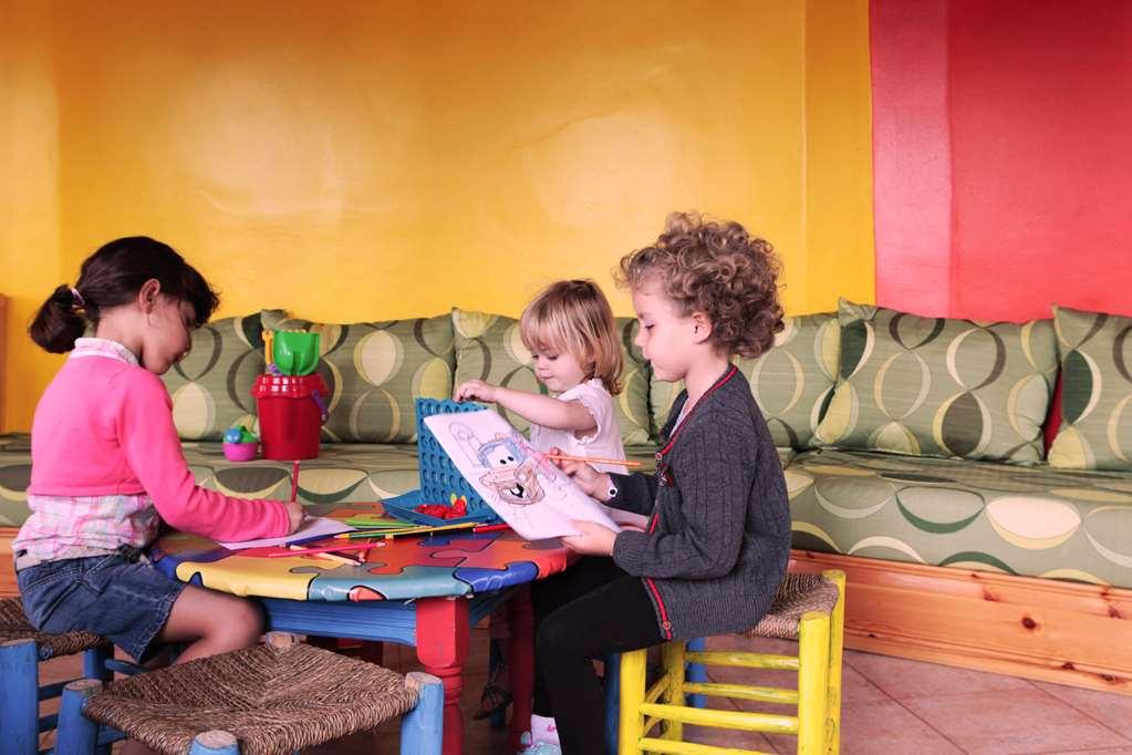 โรงแรมเคนซี ยูโรปา อกาดีร์ สิ่งอำนวยความสะดวก รูปภาพ Children at a nursery school