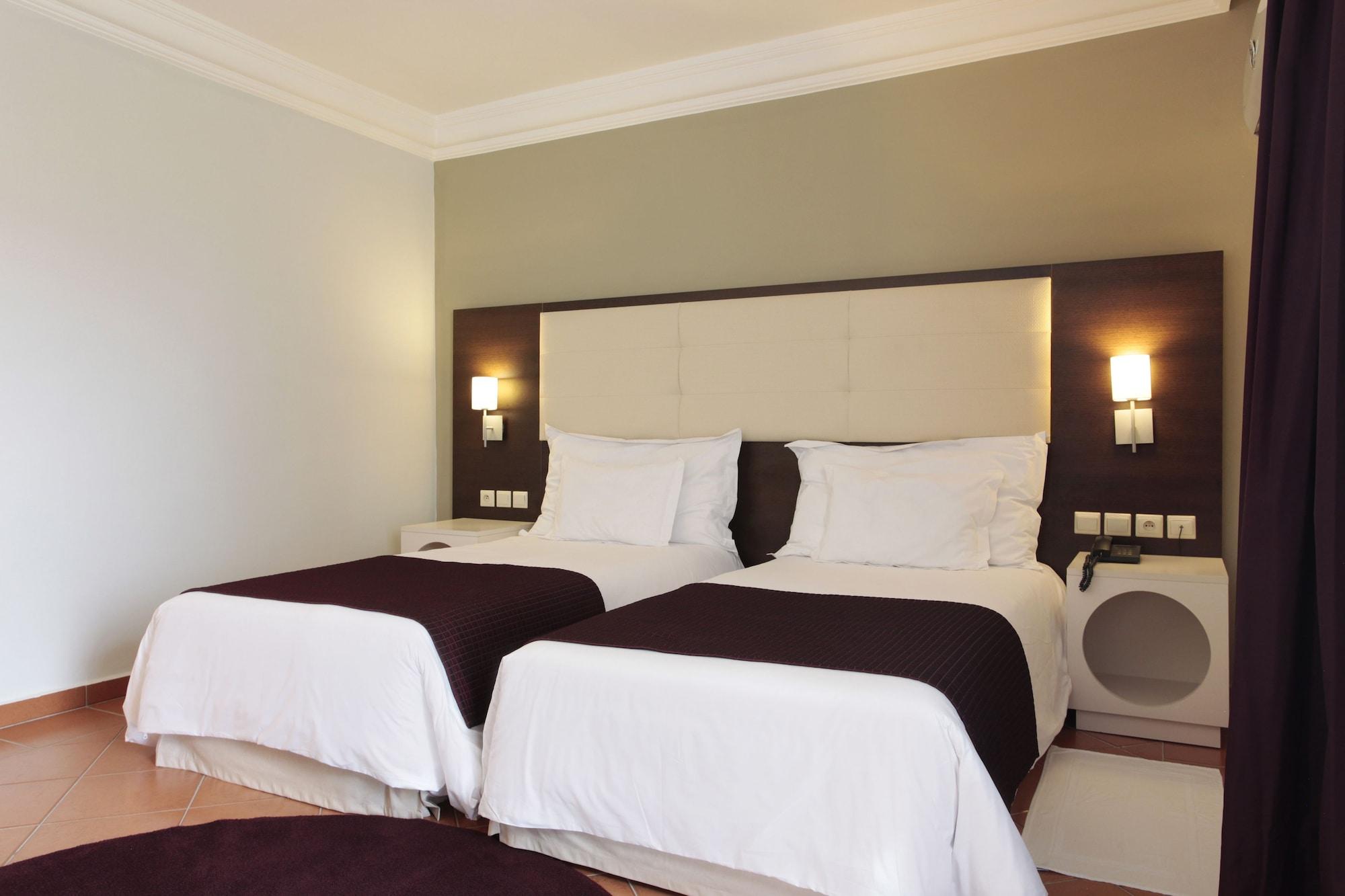 โรงแรมเคนซี ยูโรปา อกาดีร์ ภายนอก รูปภาพ A room at the hotel