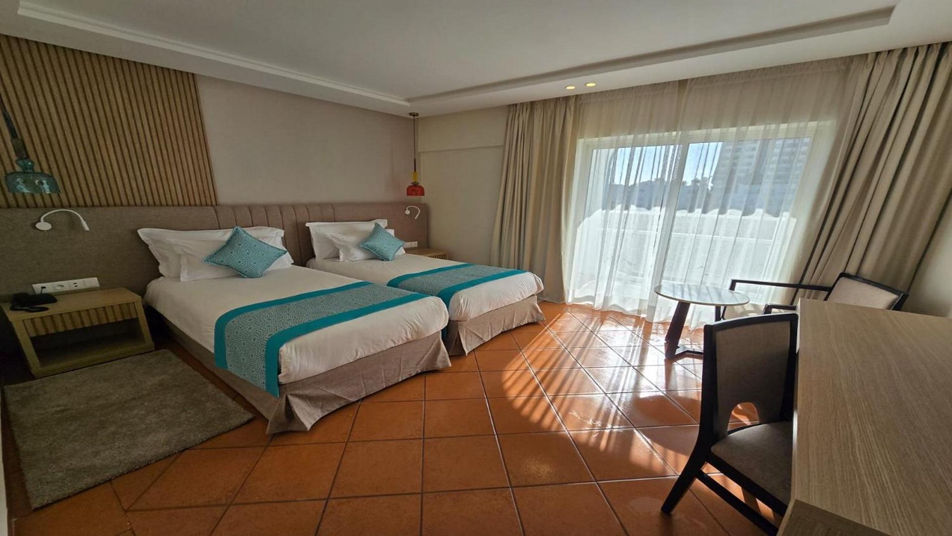 โรงแรมเคนซี ยูโรปา อกาดีร์ ภายนอก รูปภาพ A room at the hotel